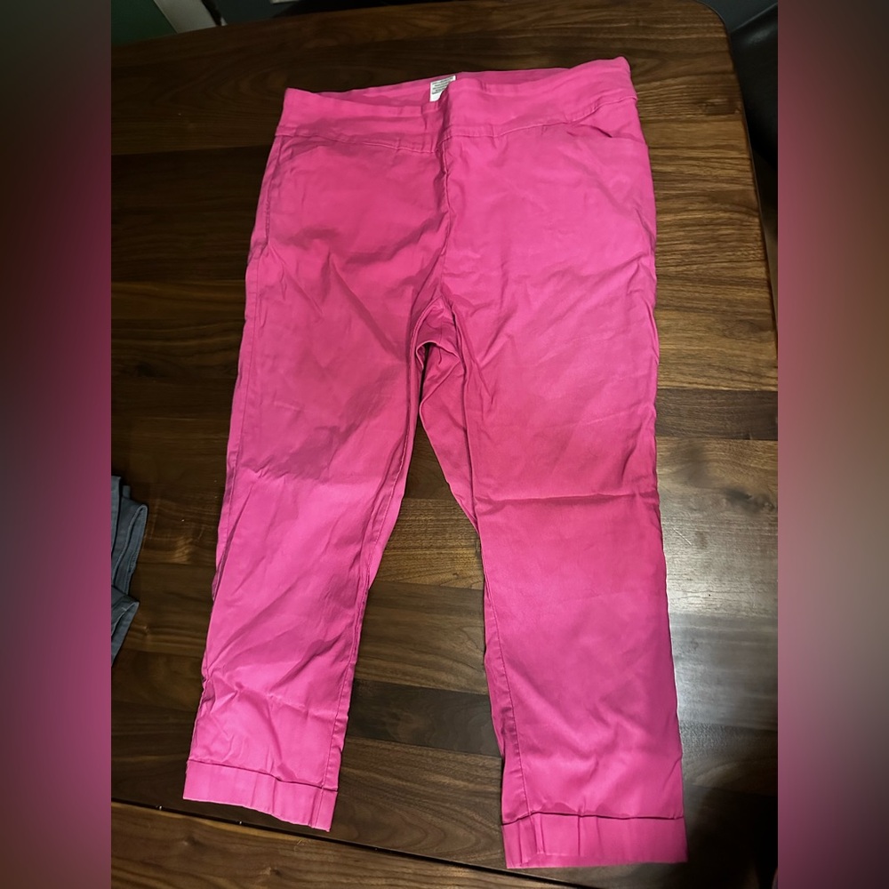 Women’s Capris